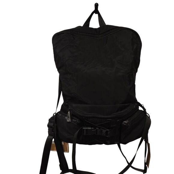 Steve Madden BVilma Convertible‎ Backpack/Beltbag main image 9